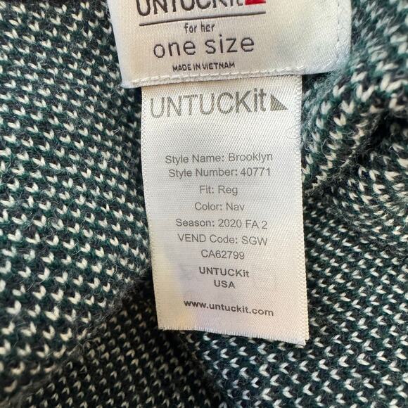 Untuckit For Her One Size Wrap Shawl Blanket Scarf Plaid Academia Brooklyn Cozy - Picture 9 of 9